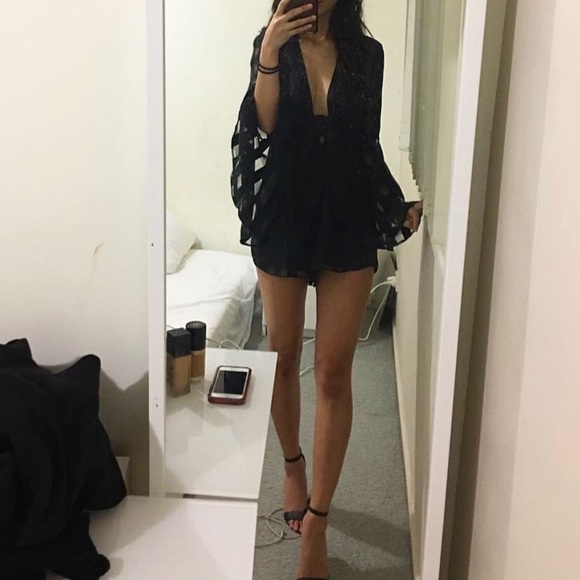 Clothes, shoes, purses and others - Picture 5 of 8